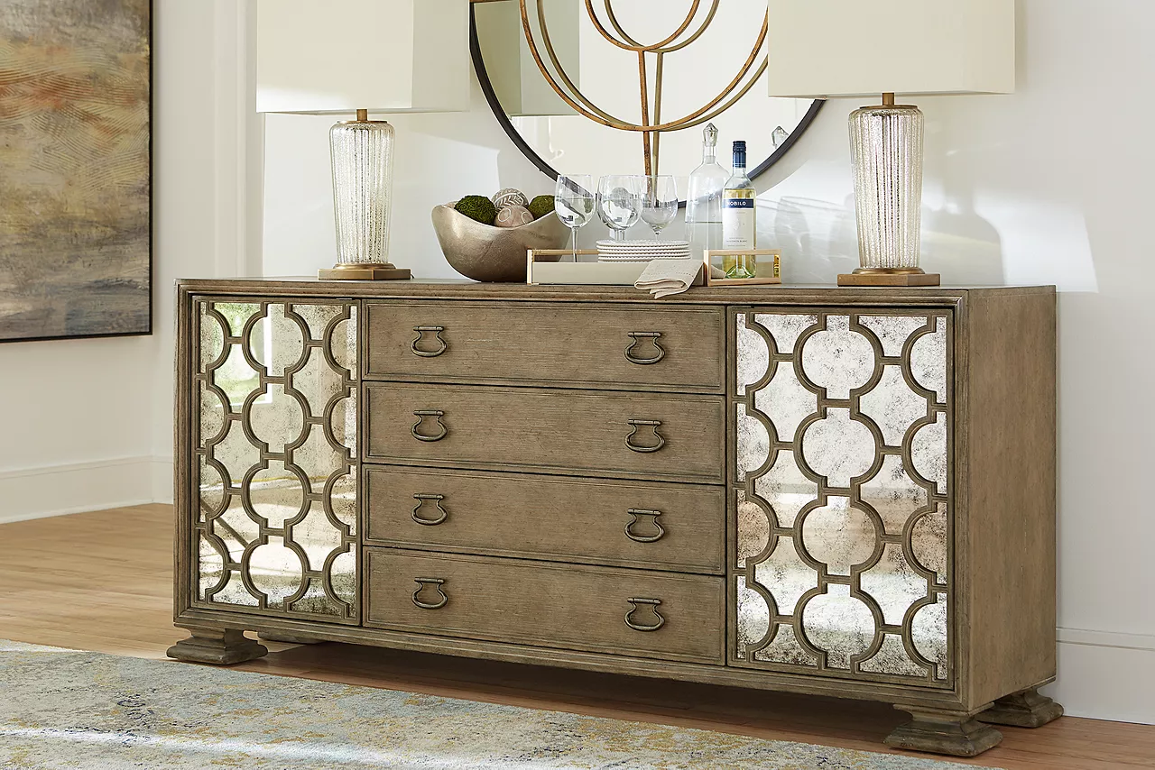 Image of a server/side table with lamps